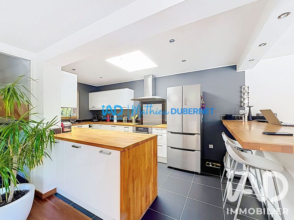 location Maison - 4 pièce(s) - 107 m² Villeneuve-d'Ascq (59650)