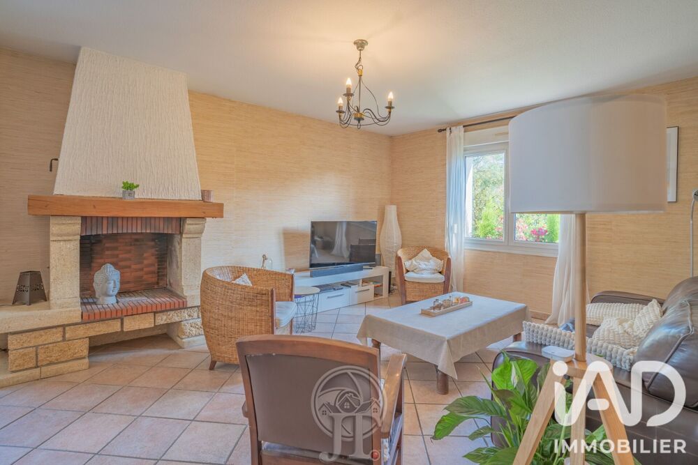 Vente Maison Vente Maison d'architecte 7 pièces Pournoy-la-chétive
