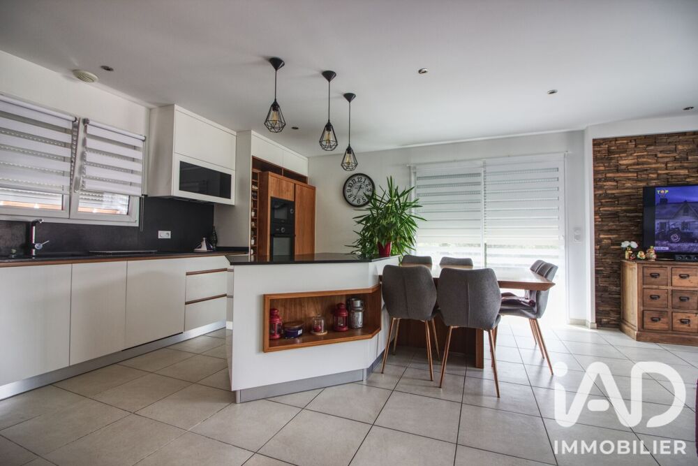 Vente Maison Vente Maison/villa 5 pièces Saint-pierre-d'aurillac