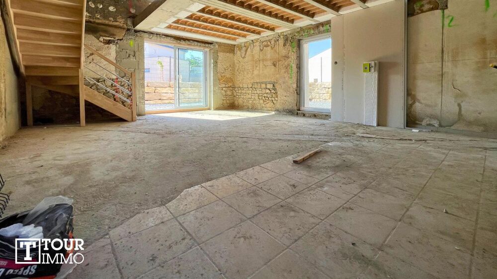 Découvrez le charme de cet appartement en plateau, niché....