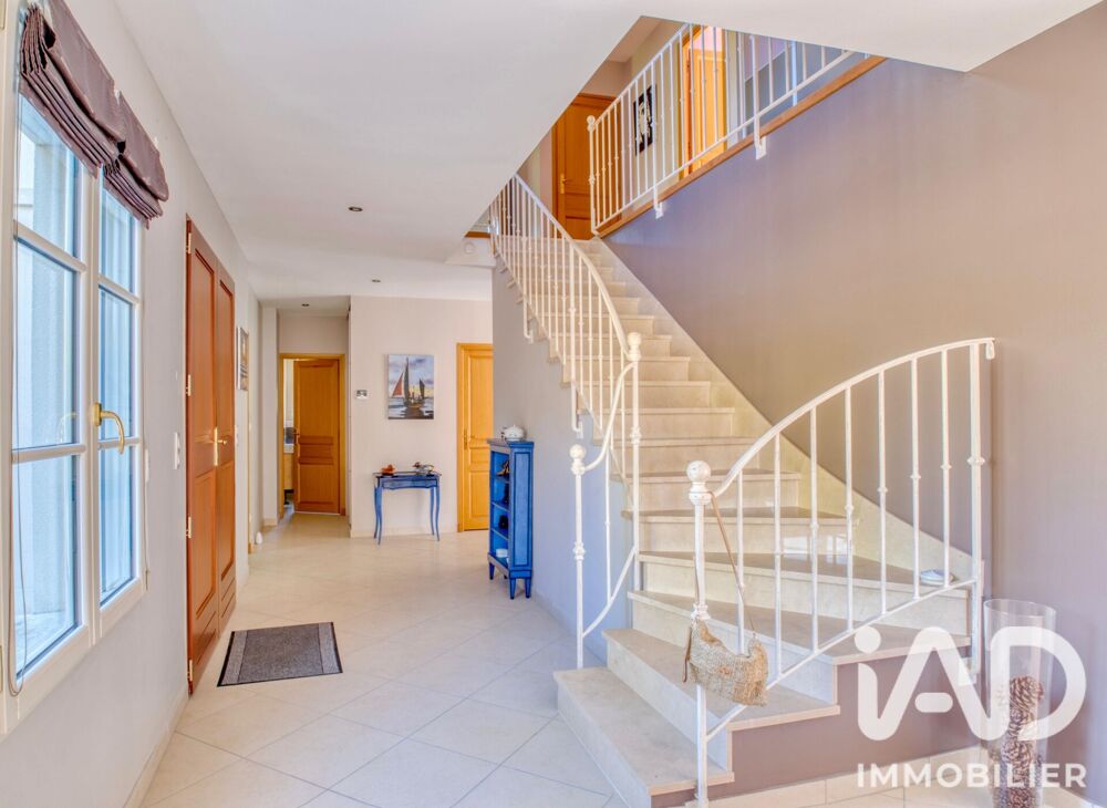Vente Maison Vente Maison traditionnelle 7 pièces Pierrefonds