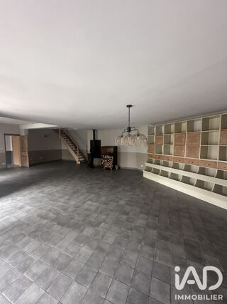  Maison à vendre 8 pièces 254 m²