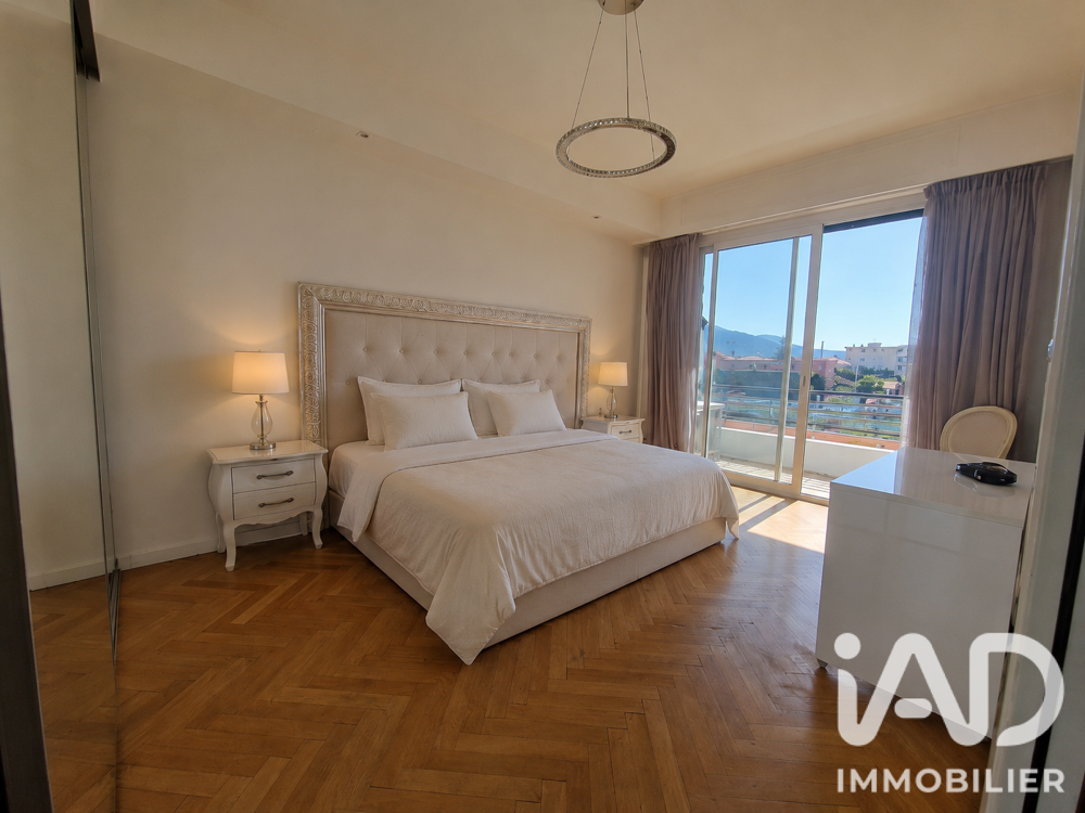 vente Appartement - 2 pièce(s) - 61 m² Nice (06000)