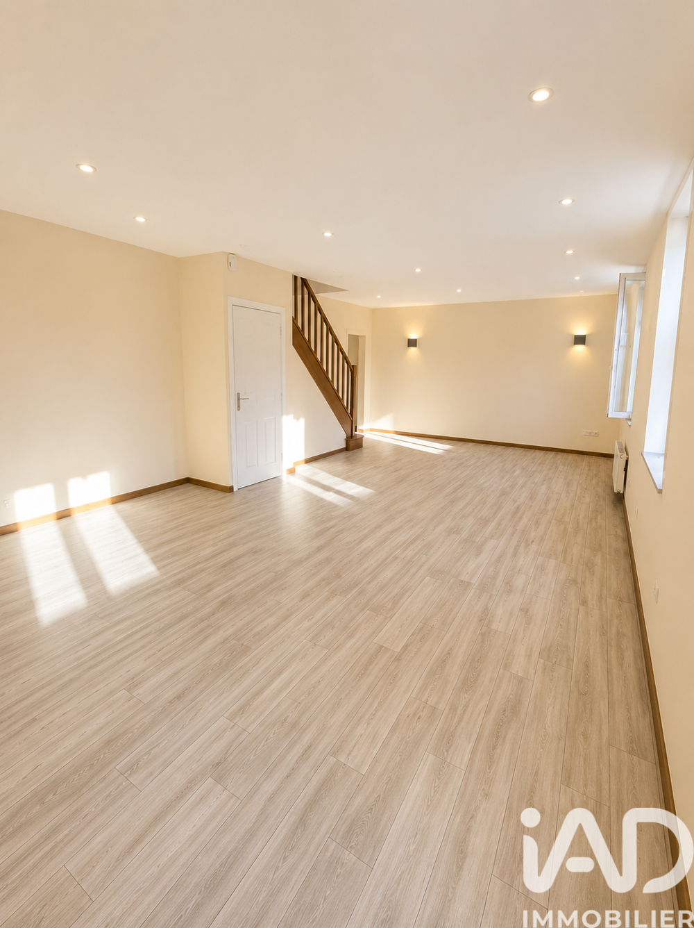 Appartement 5 pièces 90 m² · à La Chapelle-en-Serval · 90 m² · 185 000 €