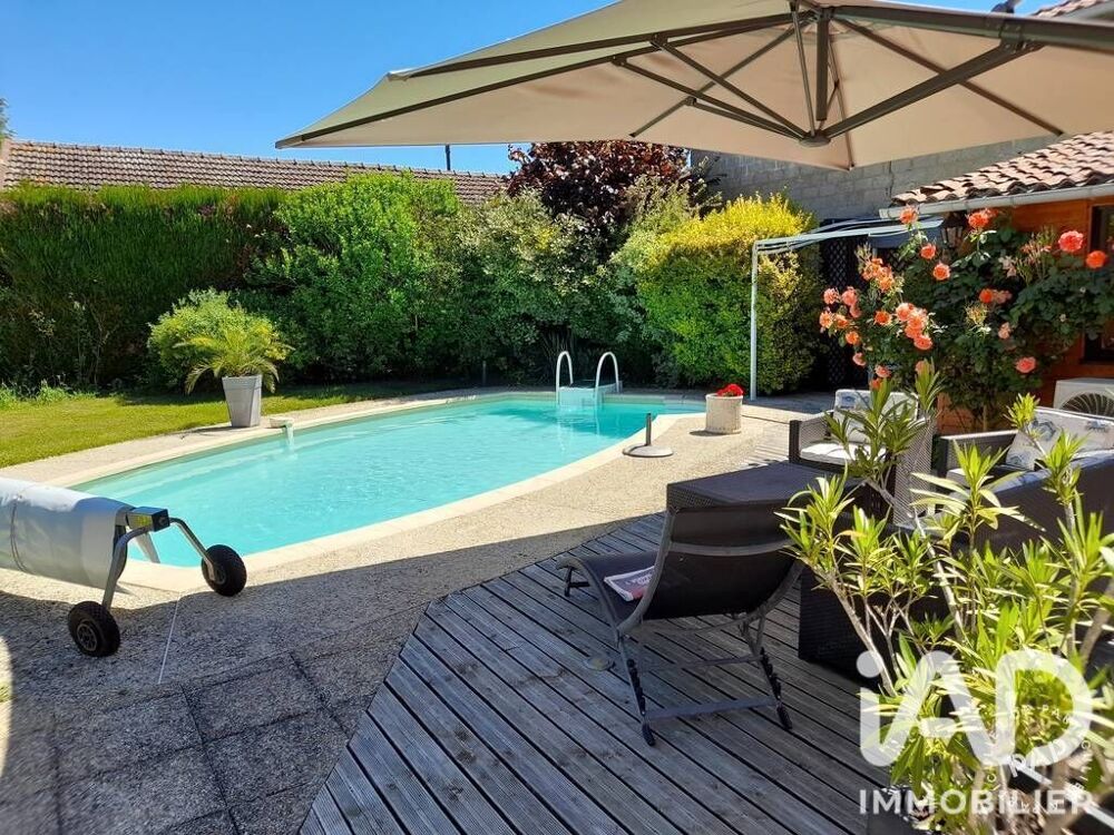Maison 7 pièces 239 m² · à Châtillon-sur-Broué · 239 m² · 376 000 €