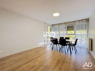  Appartement à louer 4 pièces 82 m²