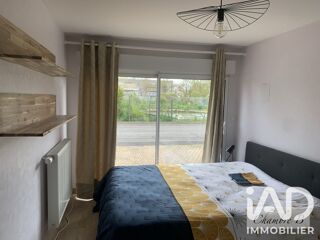  Appartement à louer 6 pièces 25 m²