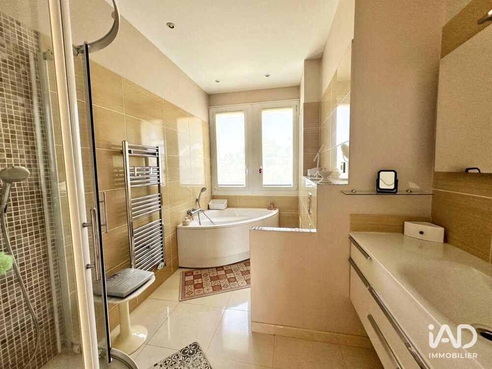 à vendre  Appartement Saint-Raphaël (83700)