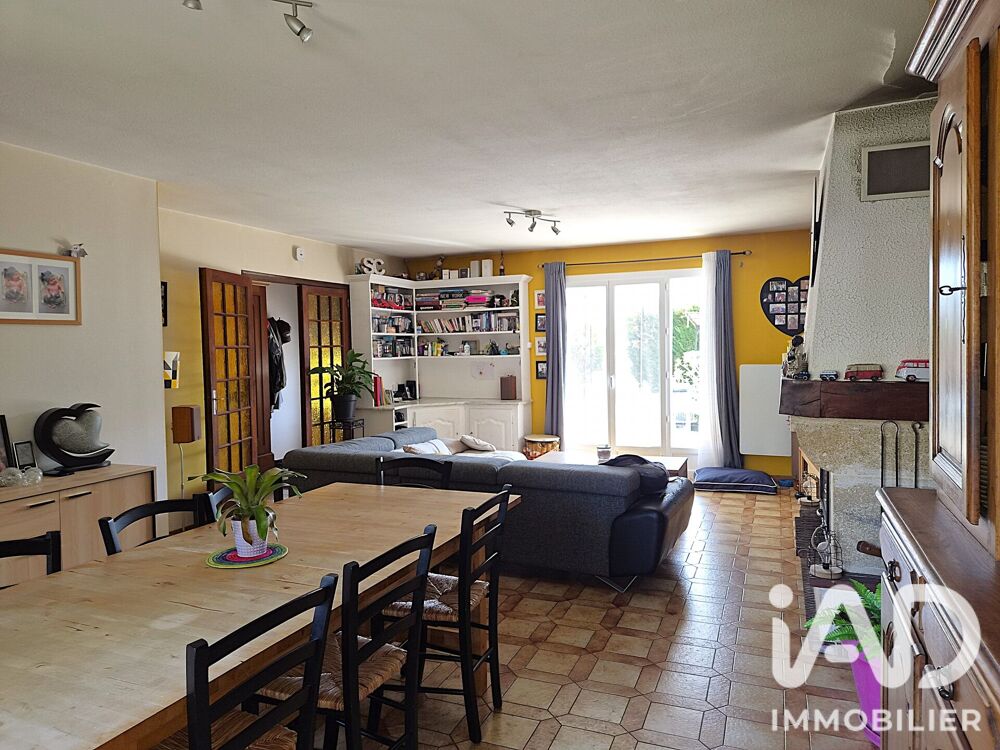 Vente Maison Vente Maison traditionnelle 6 pièces Montagney
