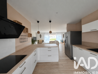  Maison à vendre 8 pièces 205 m²