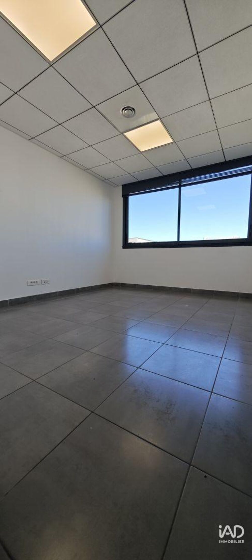   Vente Bureaux 42 m&sup2; Nîmes