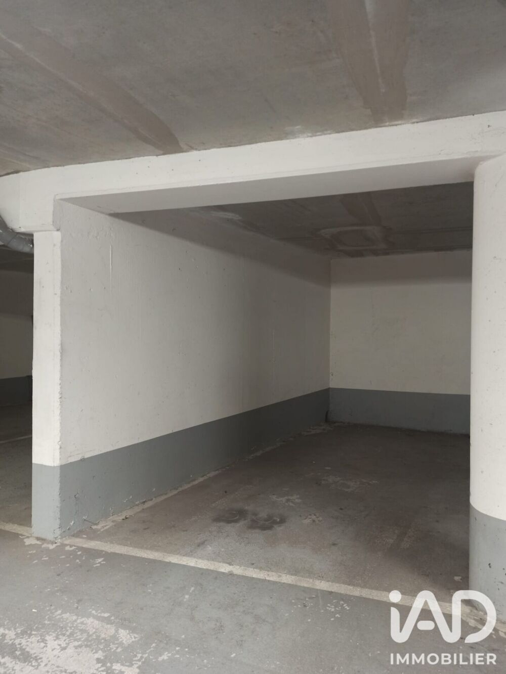 Vente Parking/Garage Vente Parking 12 m&sup2; Paris 18