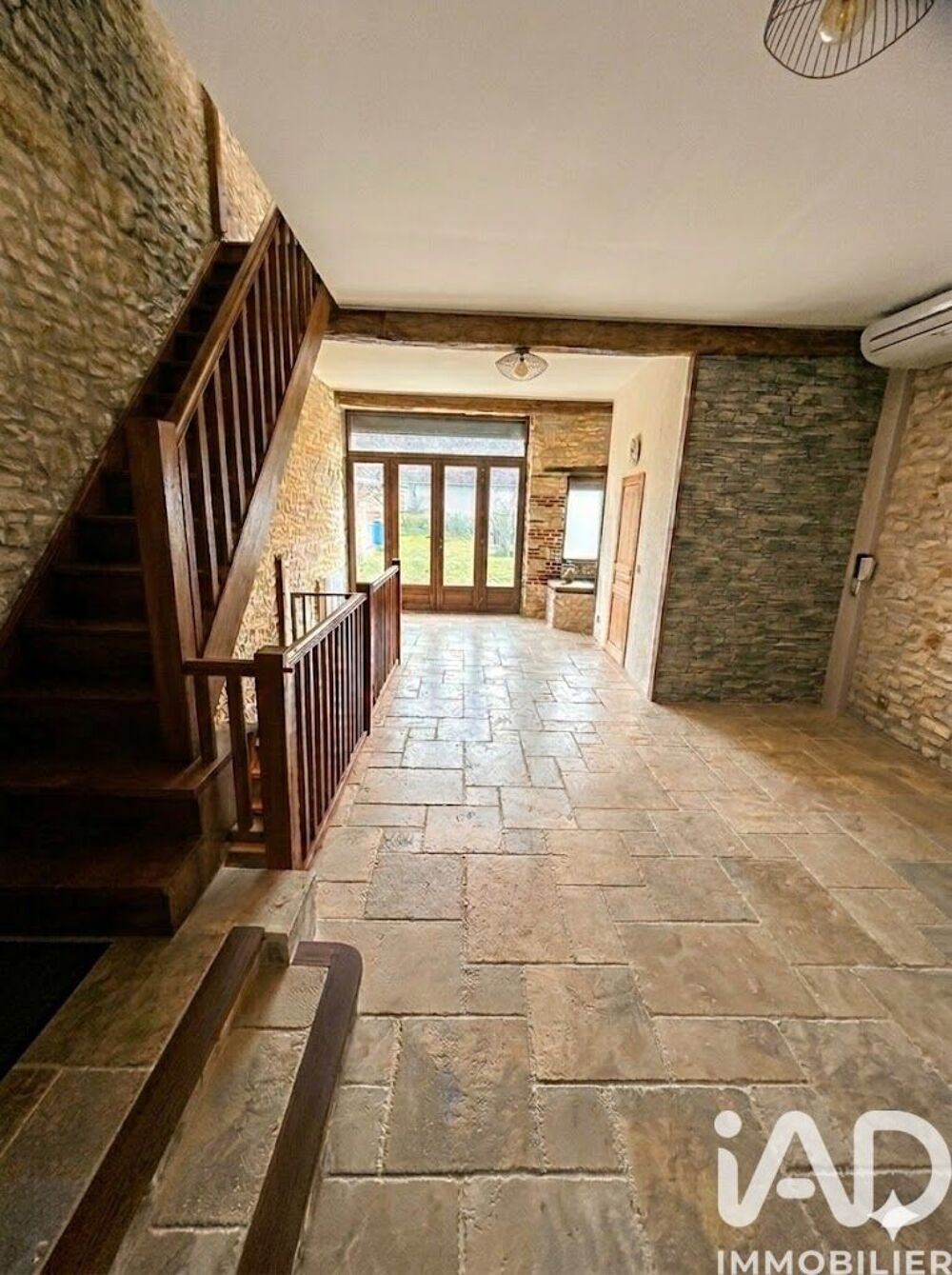 Vente Maison Vente Maison de campagne 9 pièces Poilly-sur-tholon
