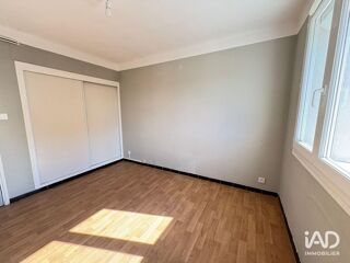  Appartement à louer 3 pièces 68 m²