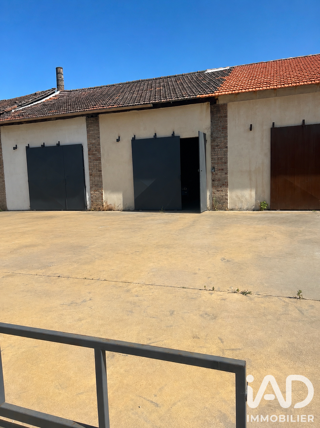  Parking / Garage à vendre 108 m²