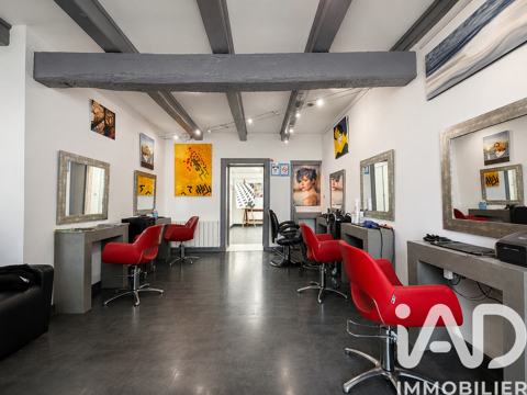 iad France - Christelle Pochon-Fernandez vous propose... 39800 17540 Nuaill�-d'aunis