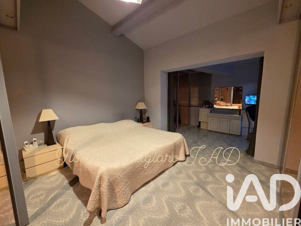 à vendre  Maison La Cadière-d'Azur (83740)