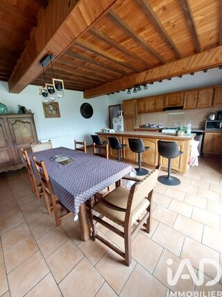  Maison à vendre 7 pièces 242 m²