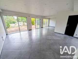  Maison à louer 5 pièces 121 m²