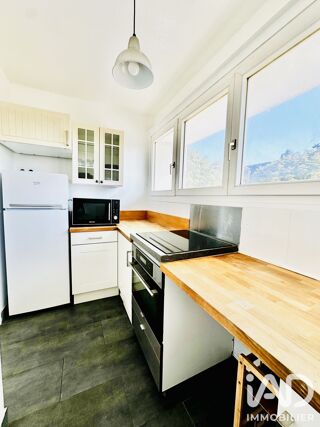  Appartement à louer 2 pièces 45 m²