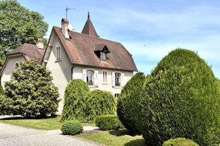  Maison à vendre 13 pièces 309 m²