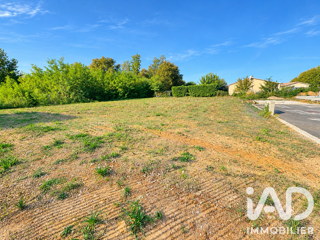 Terrain à vendre 740 m²
