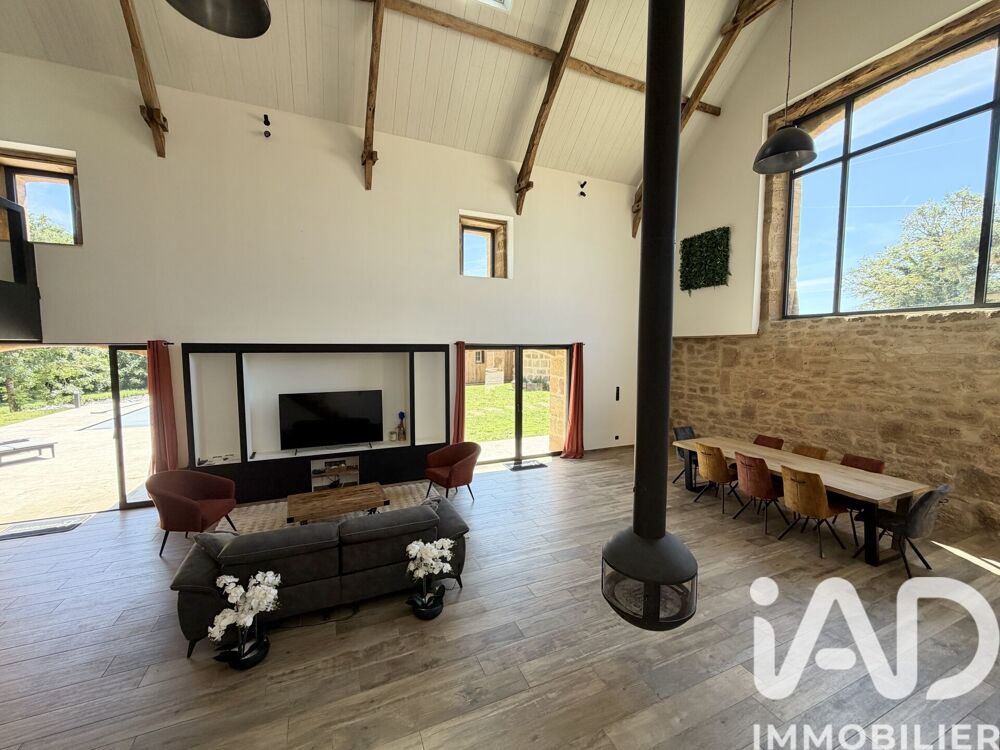 à vendre  Maison Lacapelle-Marival (46120)