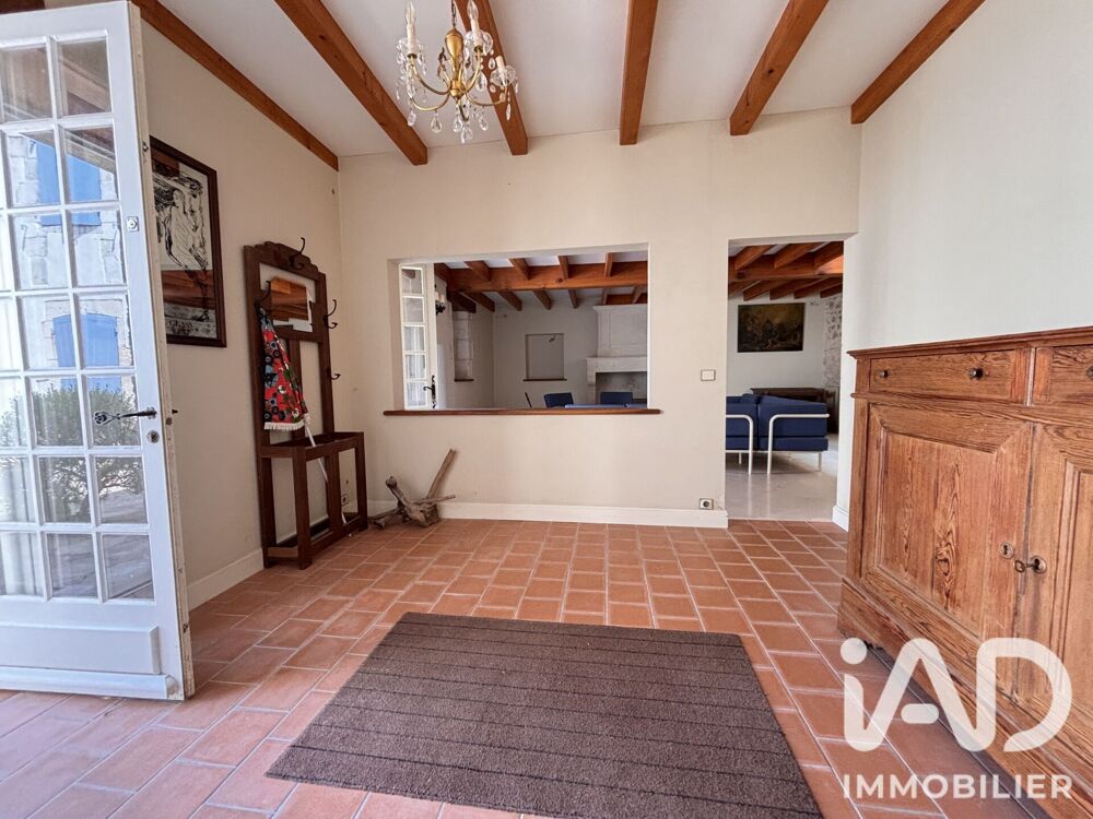 Vente Maison Vente Maison de village 9 pièces L'Éguille