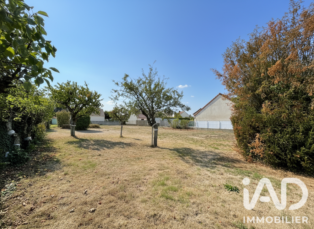 Vente Terrain Vente Terrain 1 040 m&sup2; Saint-amand-montrond