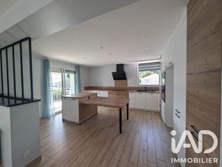  Maison à vendre 10 pièces 165 m²