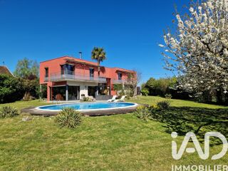  Maison à vendre 10 pièces 250 m²