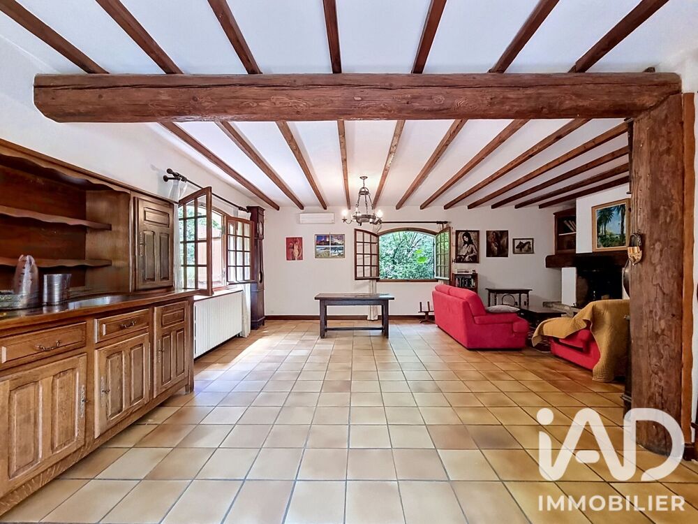 Vente Maison Vente Maison traditionnelle 6 pièces Nîmes