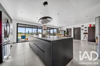  Maison à vendre 6 pièces 182 m²