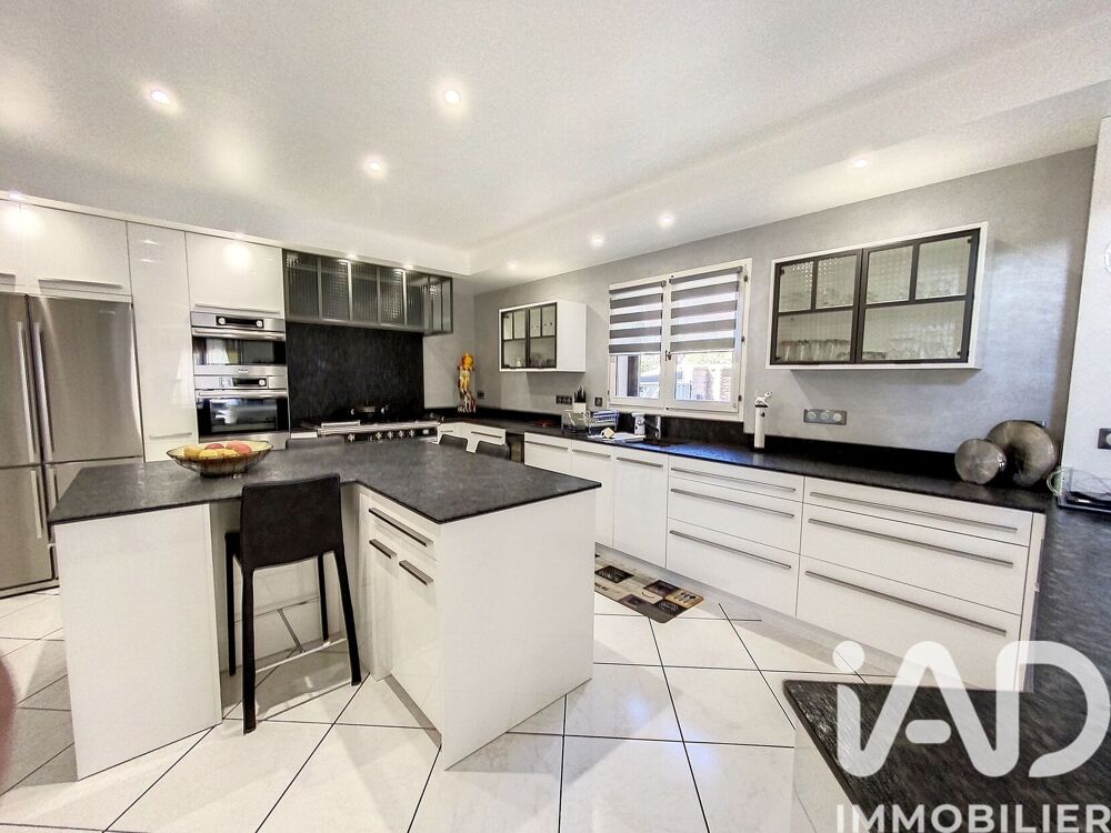 à vendre  Maison Saint-Denis (93200)