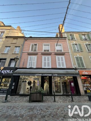 Immeuble à vendre 213 m²