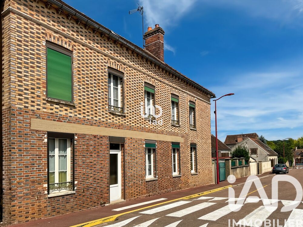 Maison 7 pièces 192 m² · à Soucy · 192 m² · 179 000 €