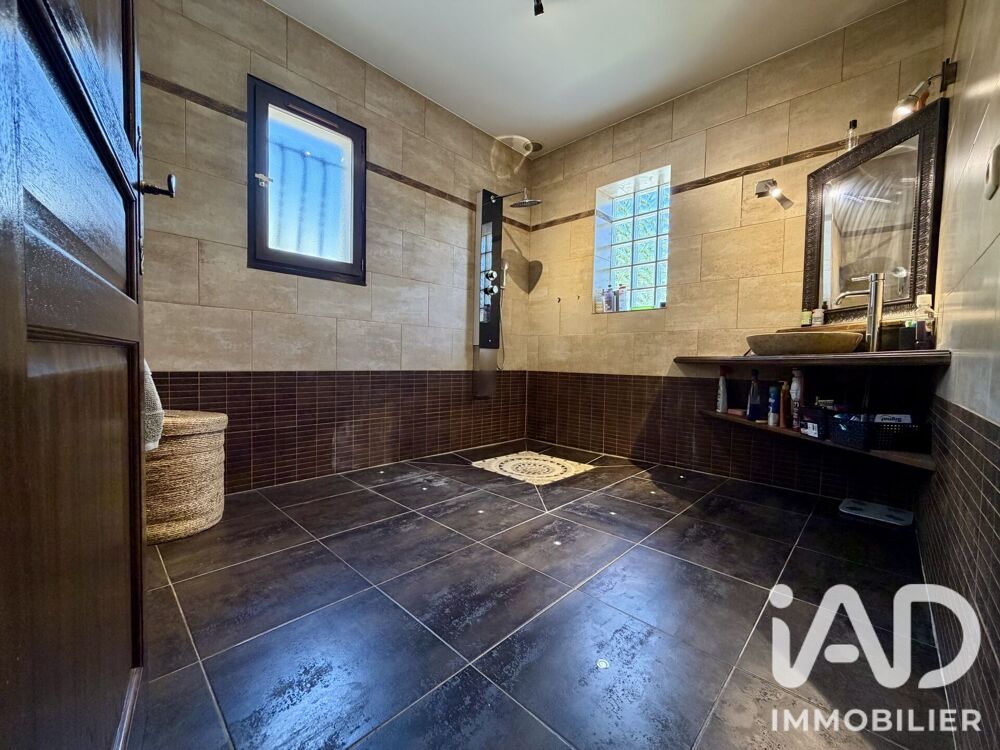 à vendre  Maison Saint-Maximin-la-Sainte-Baume (83470)