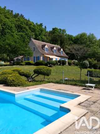  Maison à vendre 6 pièces 196 m²