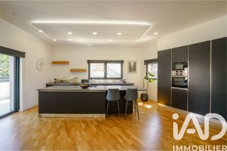  Maison à vendre 8 pièces 215 m²