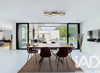  Maison à vendre 10 pièces 262 m²