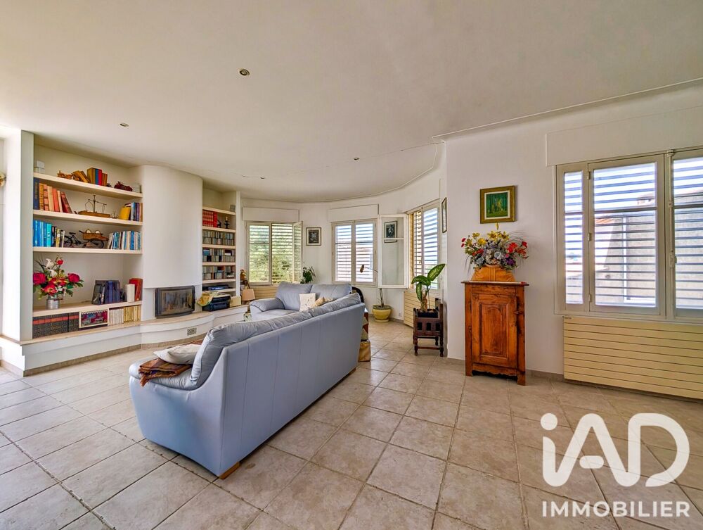 à vendre  Maison Cagnes-sur-Mer (06800)