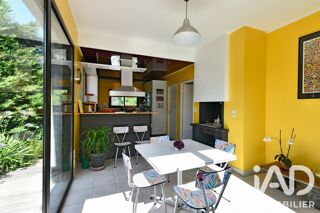  Maison à vendre 8 pièces 263 m²