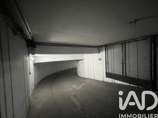  Parking / Garage à vendre 150 m²