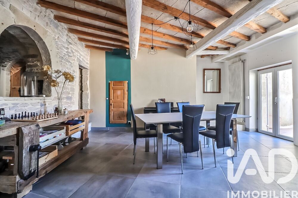 Vente Maison Vente Maison traditionnelle 7 pièces Nages-et-solorgues