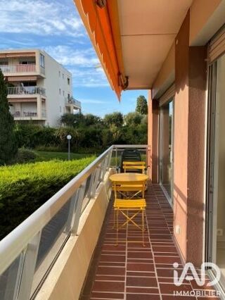  Appartement à louer 2 pièces 56 m²