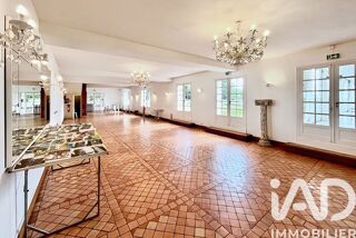  Maison � vendre 9 pi�ces 360 m�