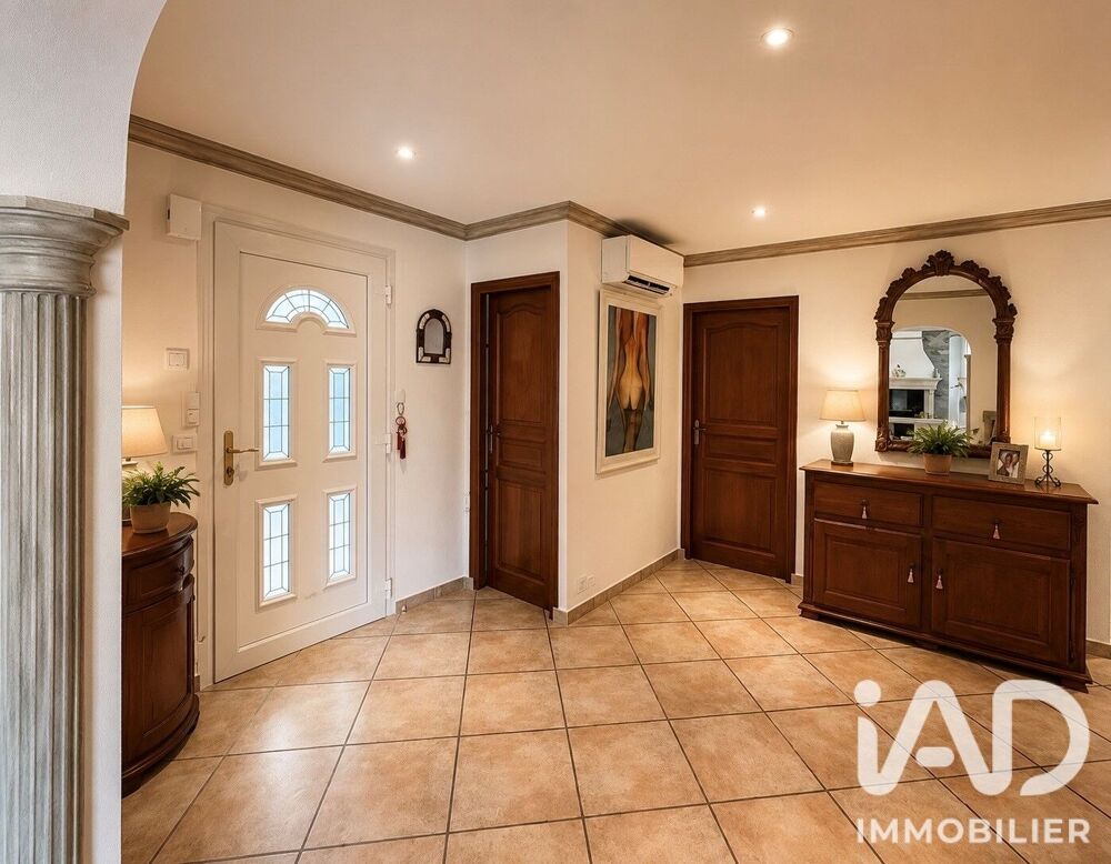 à vendre  Maison Cagnes-sur-Mer (06800)