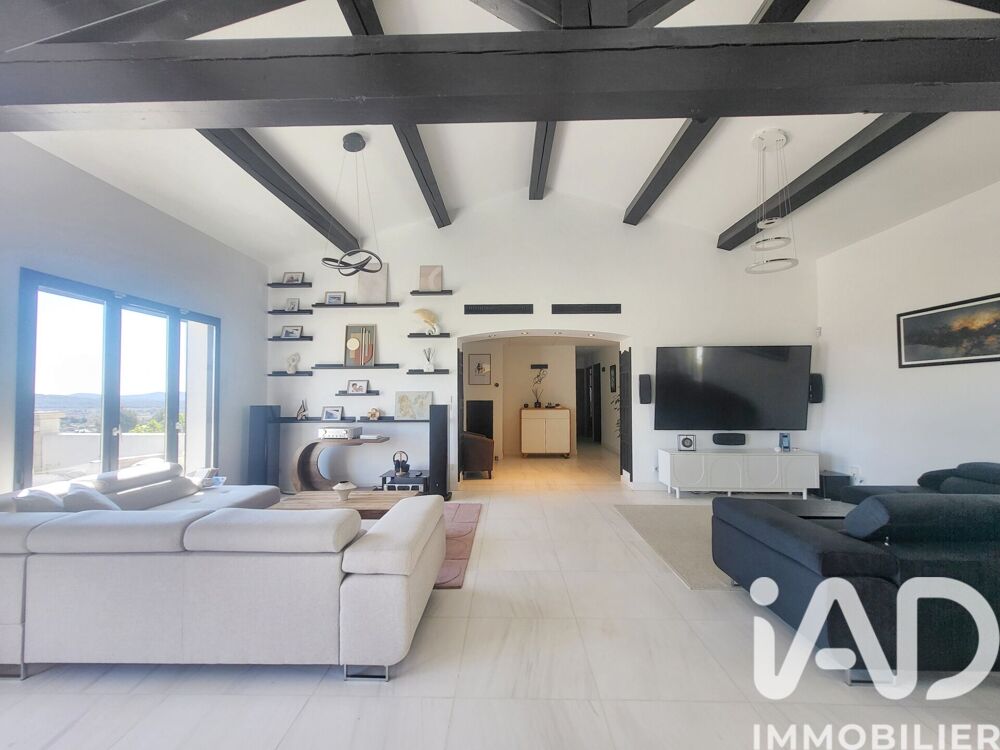 Vente Maison Vente Maison/villa 7 pièces Cuers