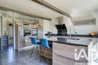  Maison à vendre 11 pièces 269 m²