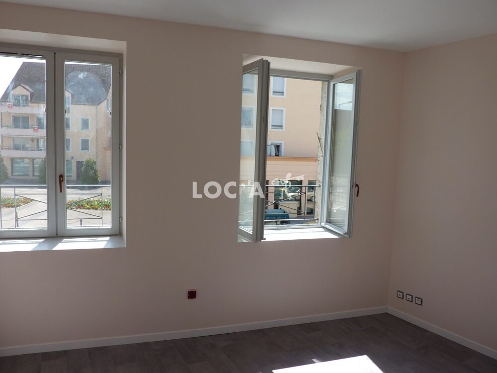 600€ cc / Mois - Appartement F3 de 54.62 m² situé proche....